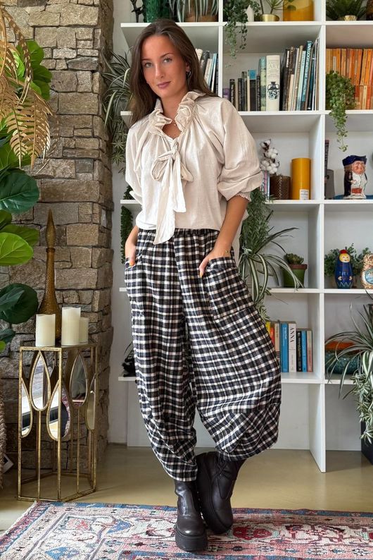 Jasper Plaid Brushed Cotton Shelby Barrel Pant Navy